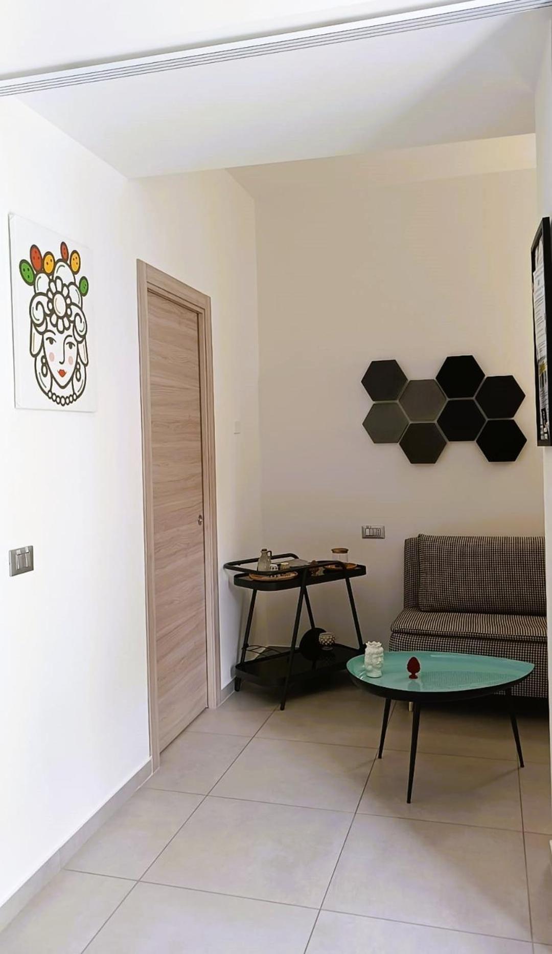 Sikelia Superior Rooms Милаццо Экстерьер фото
